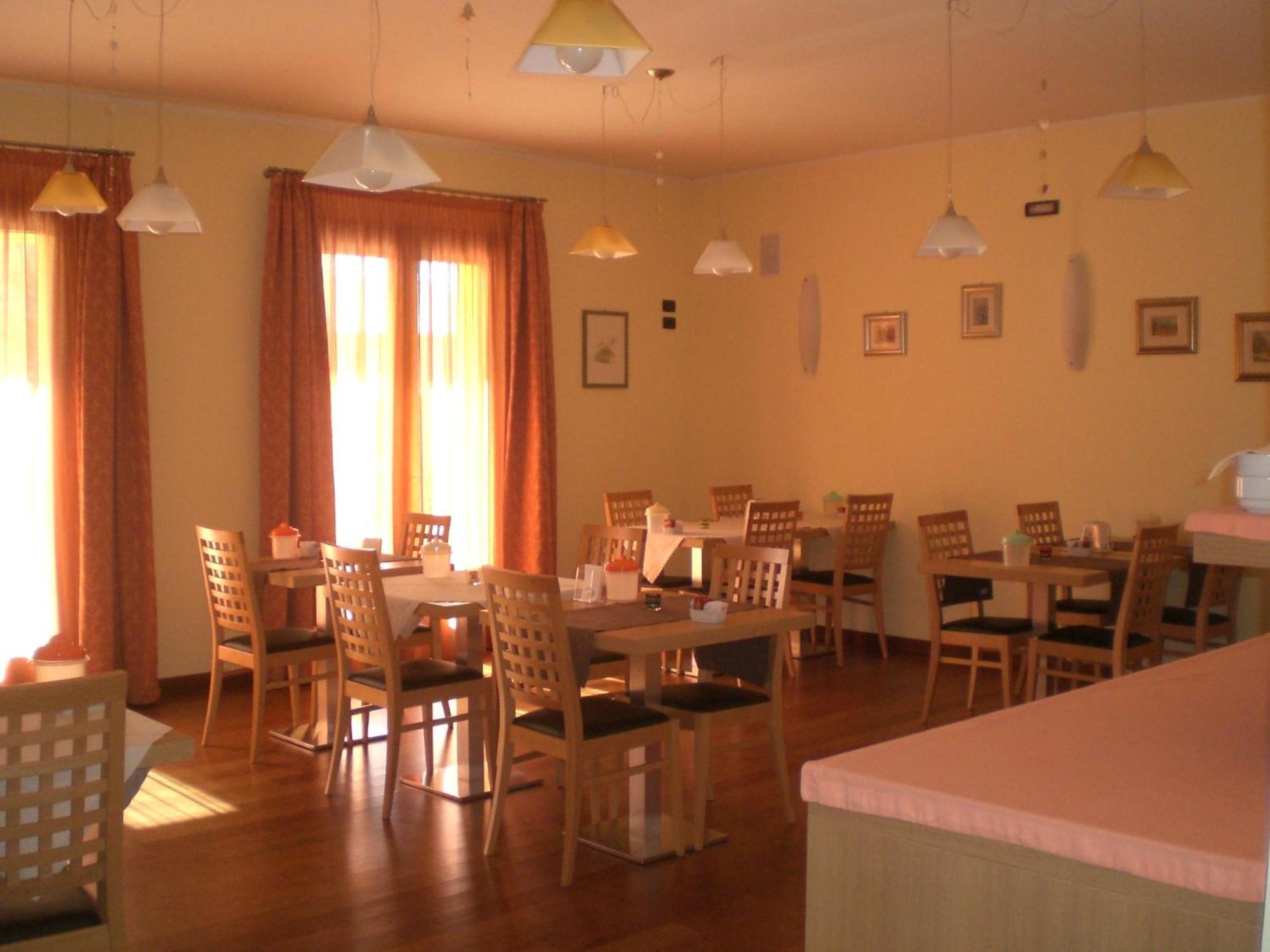 Hotel C25 Ponzano Veneto Dış mekan fotoğraf